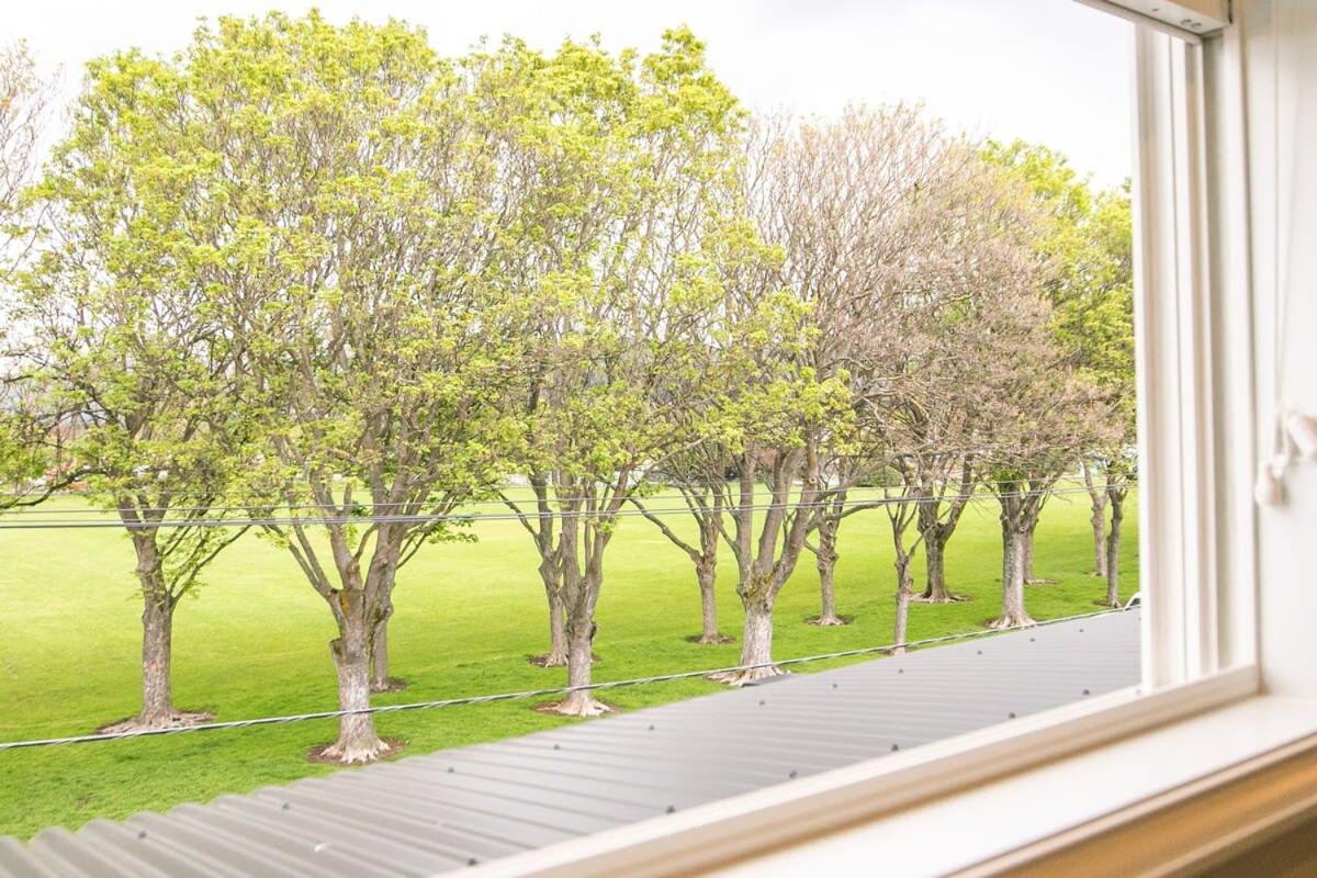 Parkside Heritage Retreat 3-Bedroom Terrace Charm Christchurch Dış mekan fotoğraf